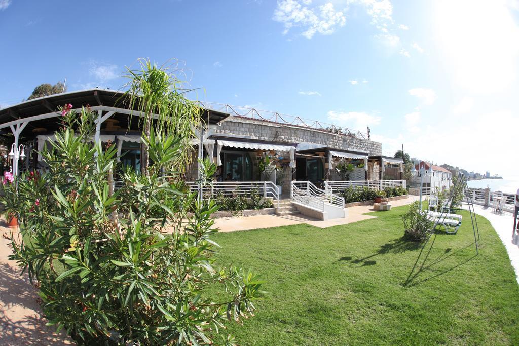 Hotel Le Blanc Bleu à Byblos Extérieur photo