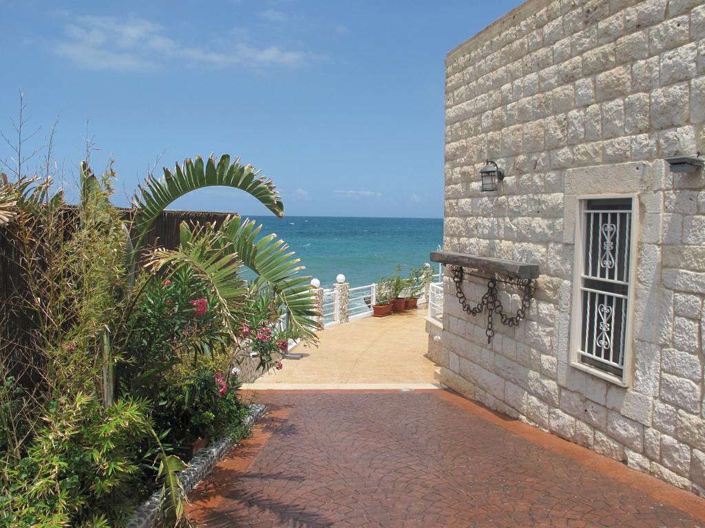 Hotel Le Blanc Bleu à Byblos Extérieur photo